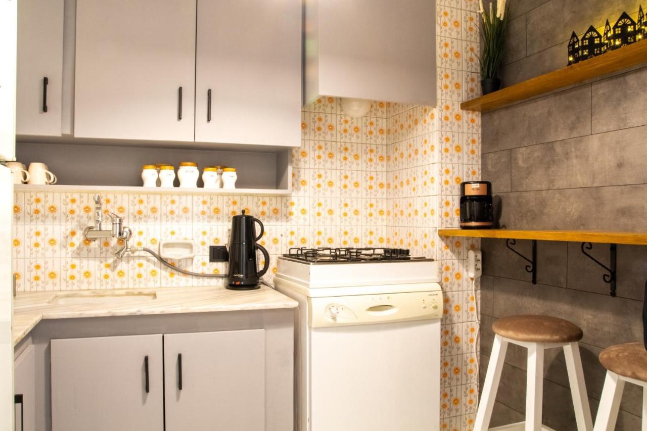 Ferienwohnung Gorgeous Flat With Balcony In Izmir Konak Exterior foto